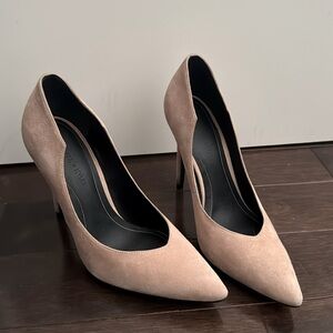 Kendall & Kylie High Heels